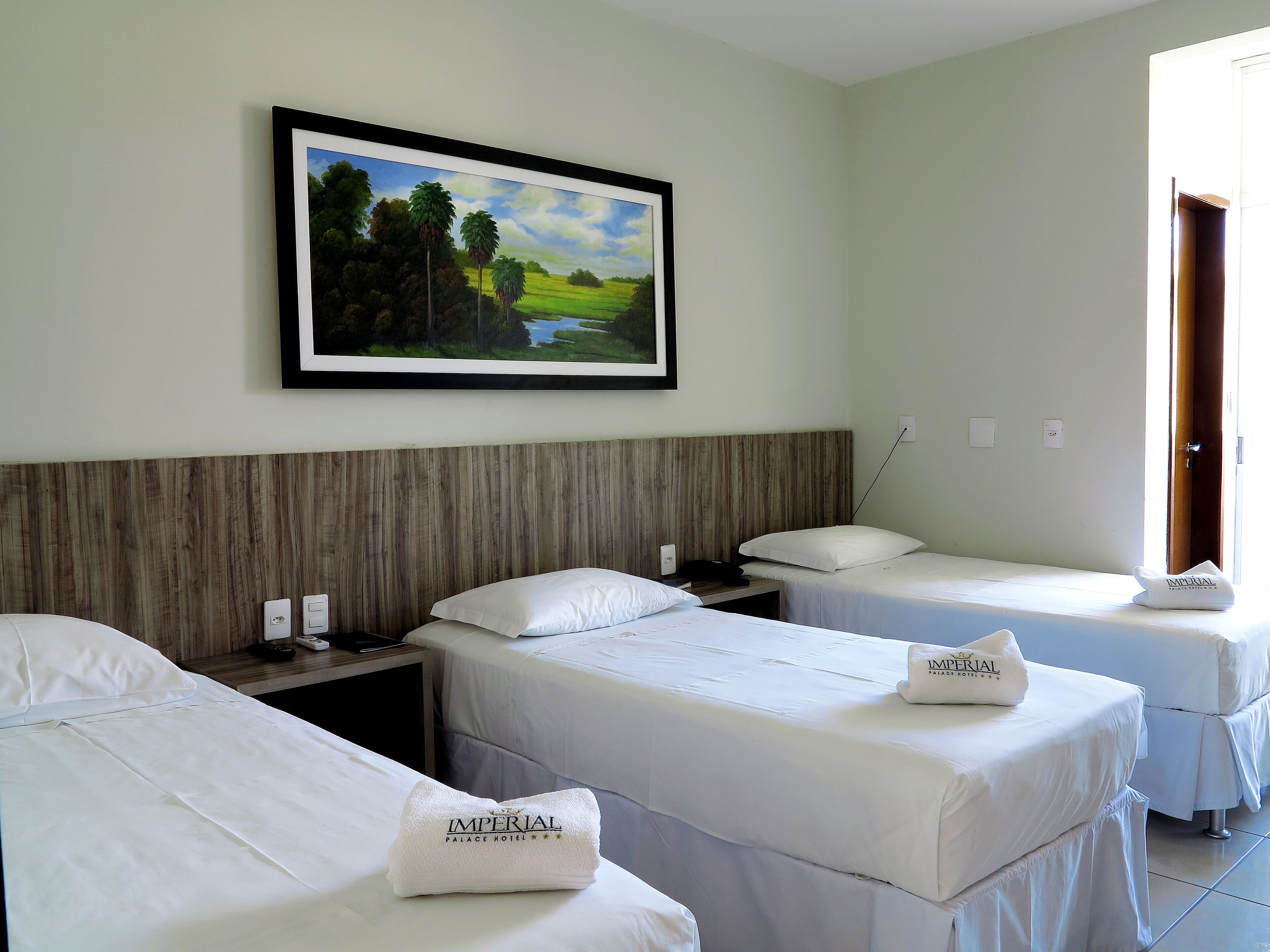 Phòng Superior | Minibar, két bảo mật tại phòng, bàn 