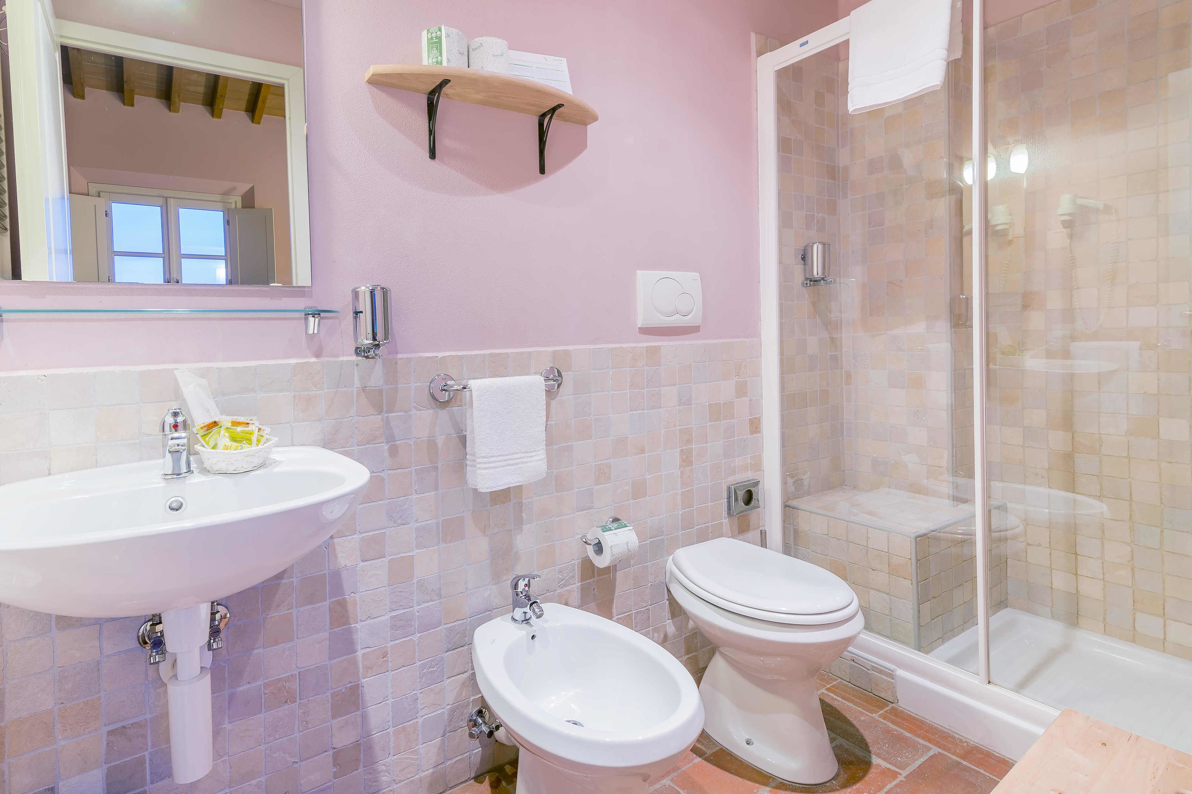 apartment for six guests | bathroom | shower, designer toiletries, hair dryer, bathrobes