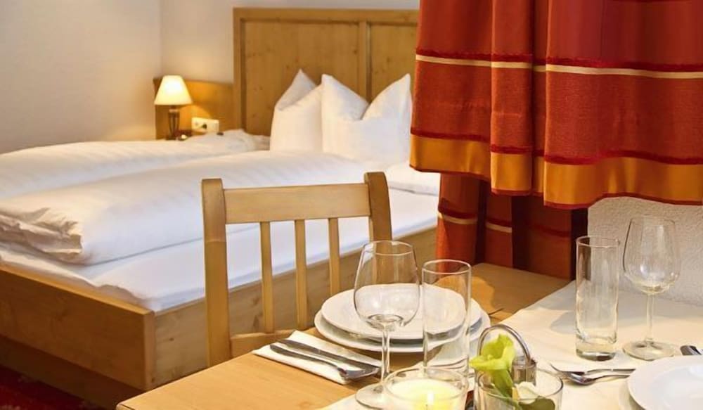 Hotel Garni Alpenstern by null