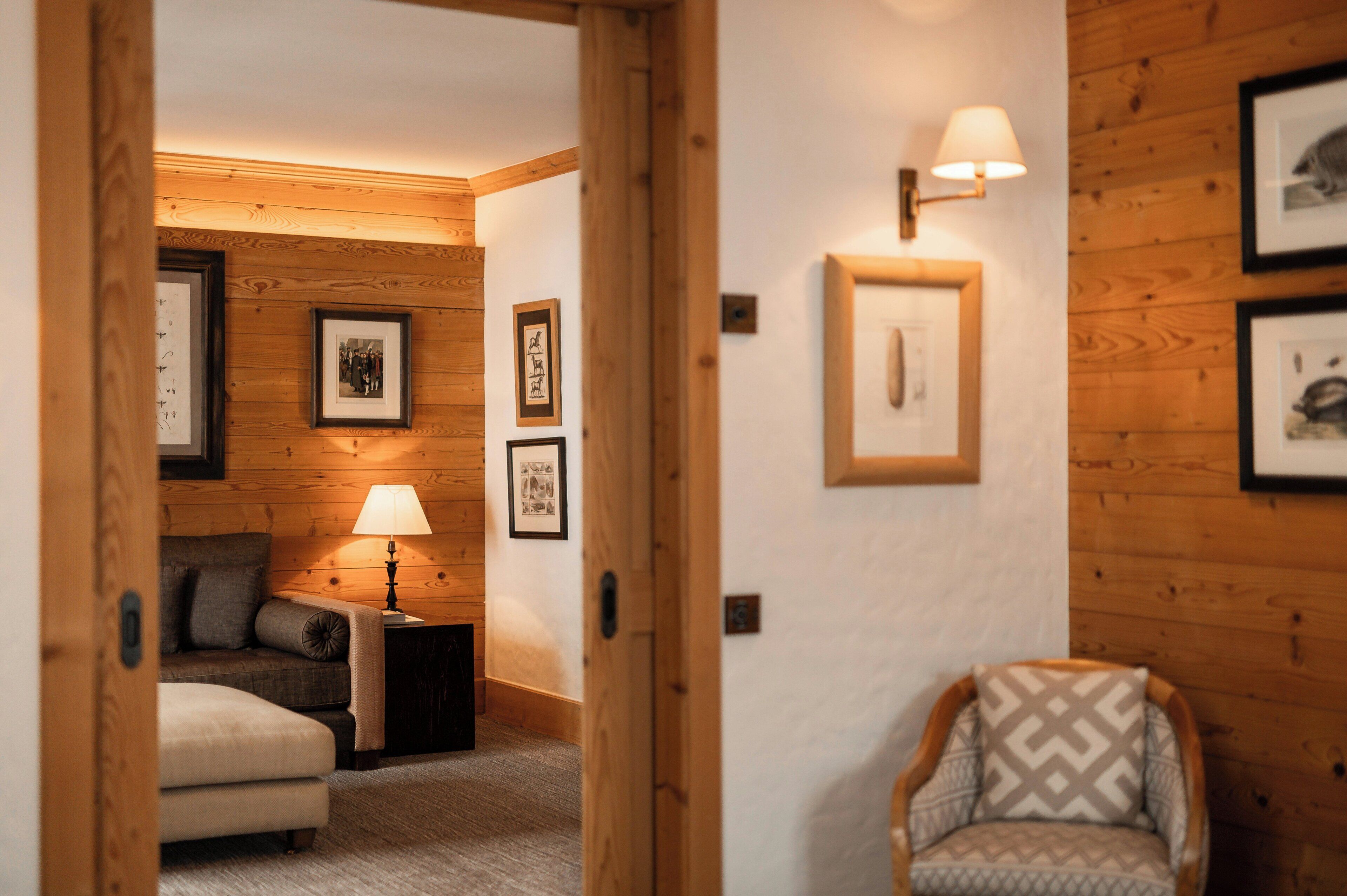 المنشأة من الداخل