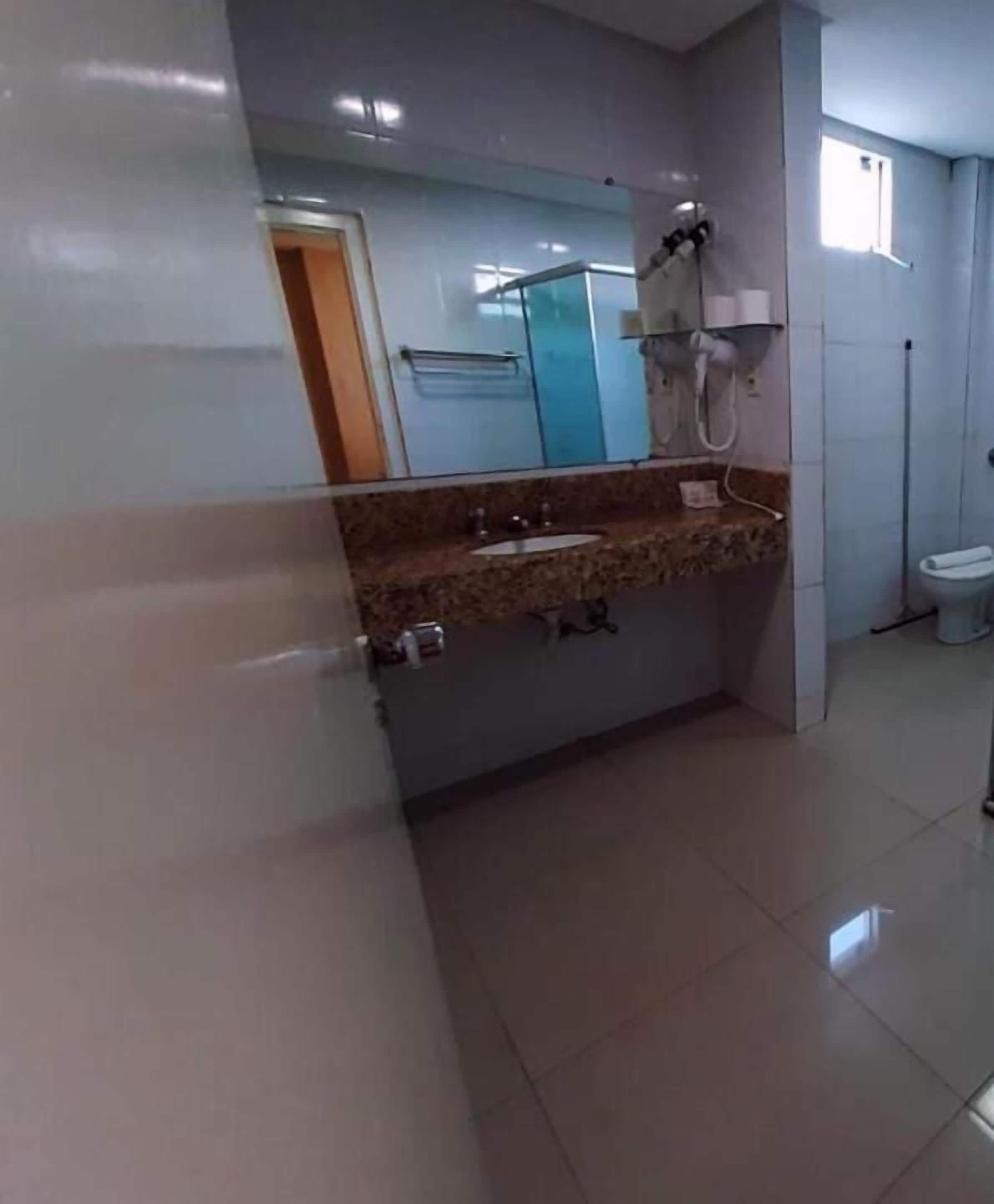 Photo - Biss Inn Hotel