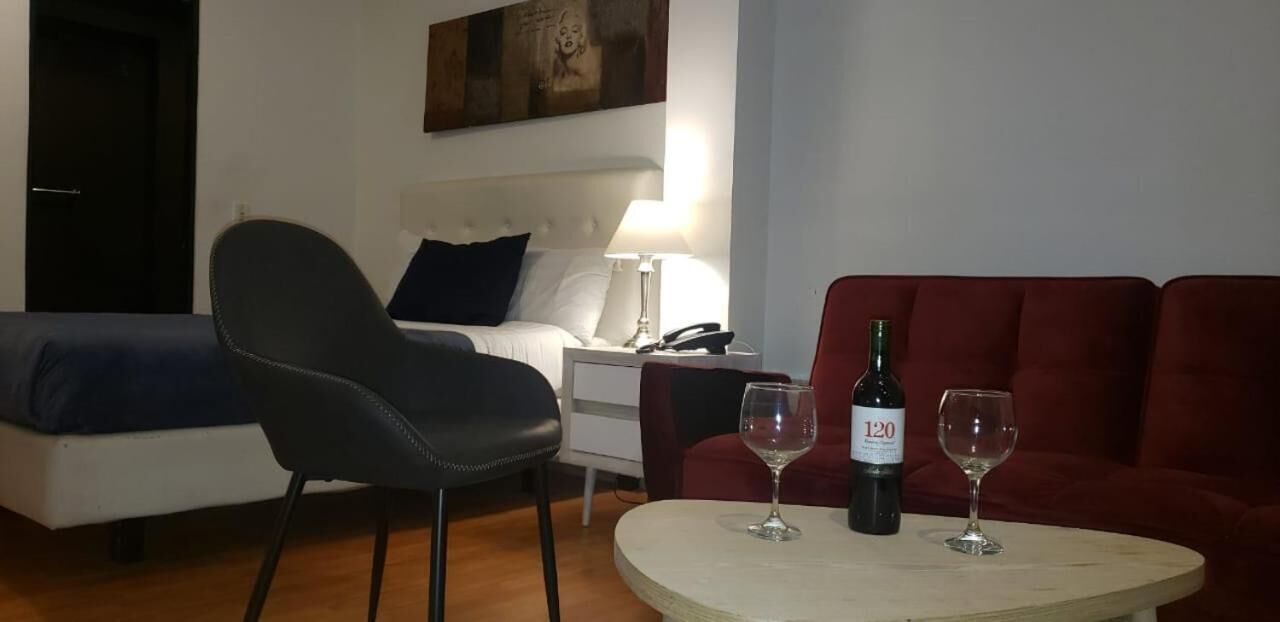TV connectée de 52 pouces avec chaînes par satellite, télévision