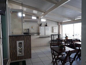 Private kitchen - Pousada Corais da Barra (Salvador)