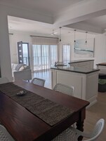 Panoramic Cottage | Living area | 60-cm Smart TV with digital channels