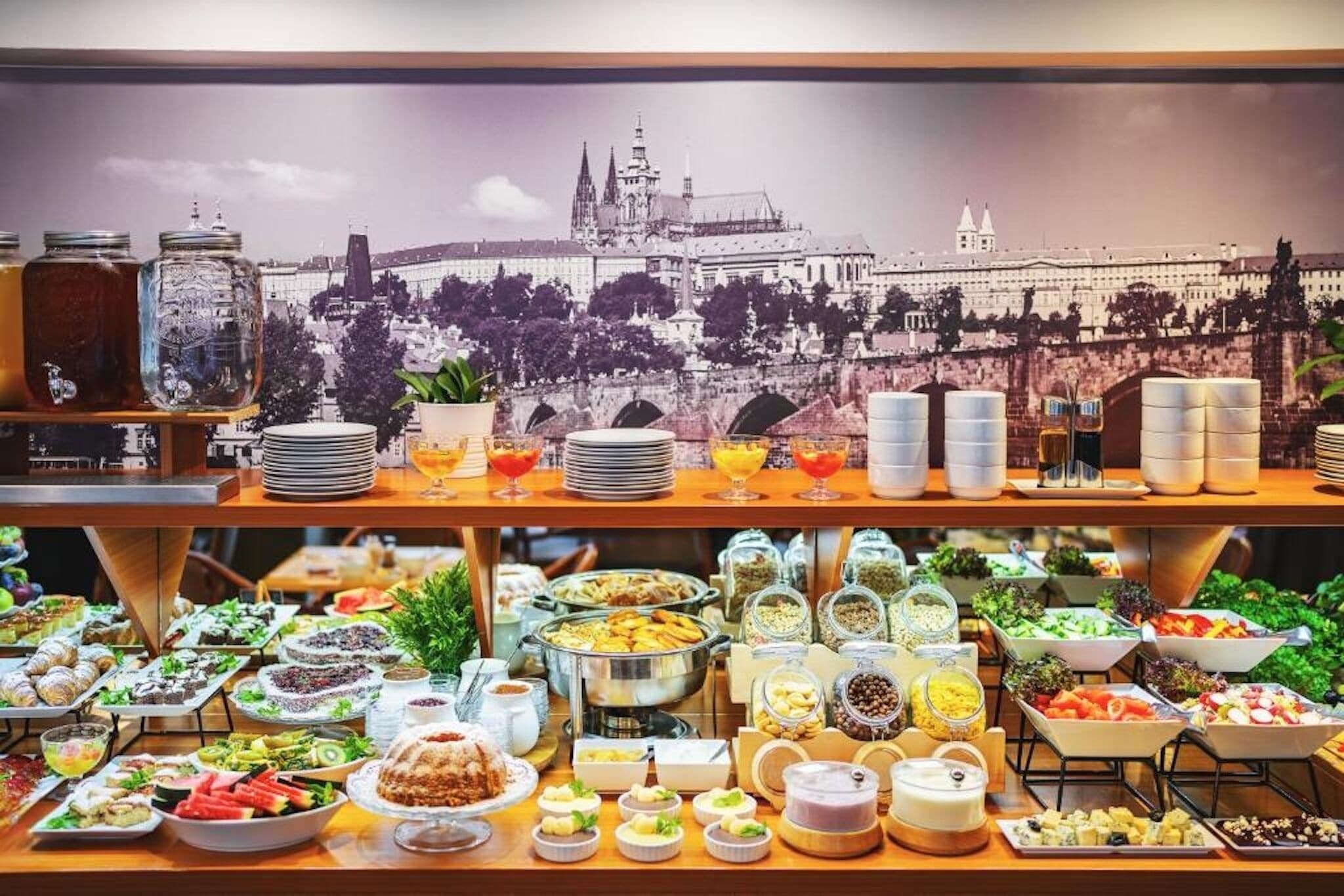 Breakfast, lunch and dinner served