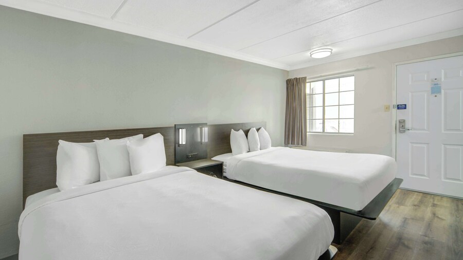 Motel 6 San Antonio, TX â I-35 North Corridor