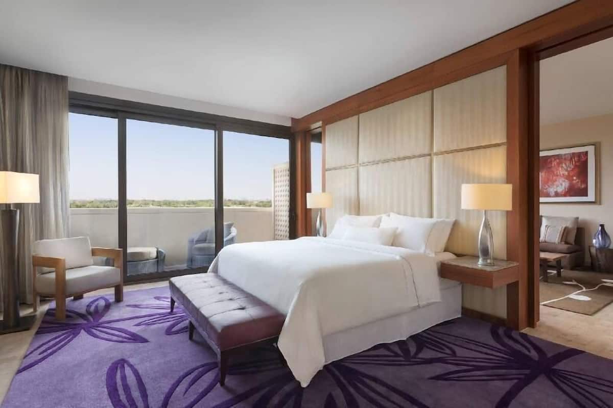 Ropa de cama de alta calidad, edredón y minibar