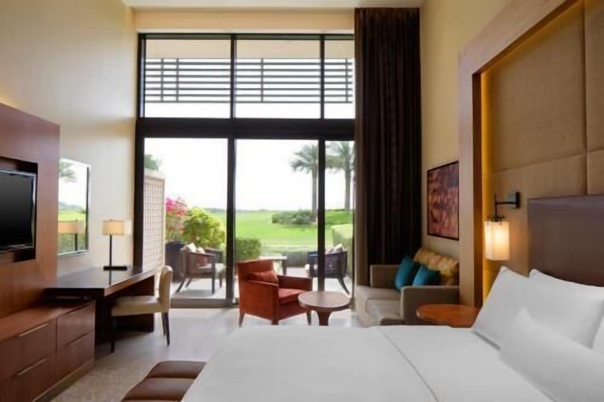 Ropa de cama de alta calidad, edredón y minibar 