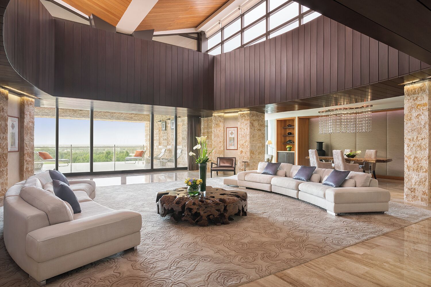 Suite Présidentielle, vue golf | Coin séjour | Télévision LCD de 42 pouces avec chaînes par satellite, télévision