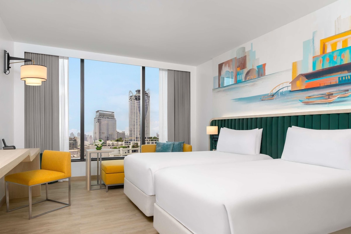ห้องเอ็กเซกคิวทีฟ, เตียงเดี่ยว 2 เตียง, วิวสวนสาธารณะ (Lounge Access) | ตู้นิรภัยในห้องพัก, โต๊ะทำงาน, พื้นที่ทำงานแบบใช้แล็ปท็อป, ผ้าม่านกันแสง