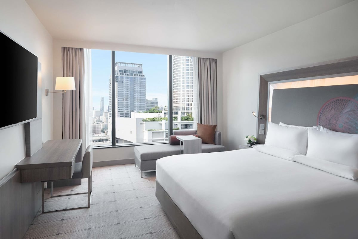 In-room safe, desk, laptop workspace, blackout drapes