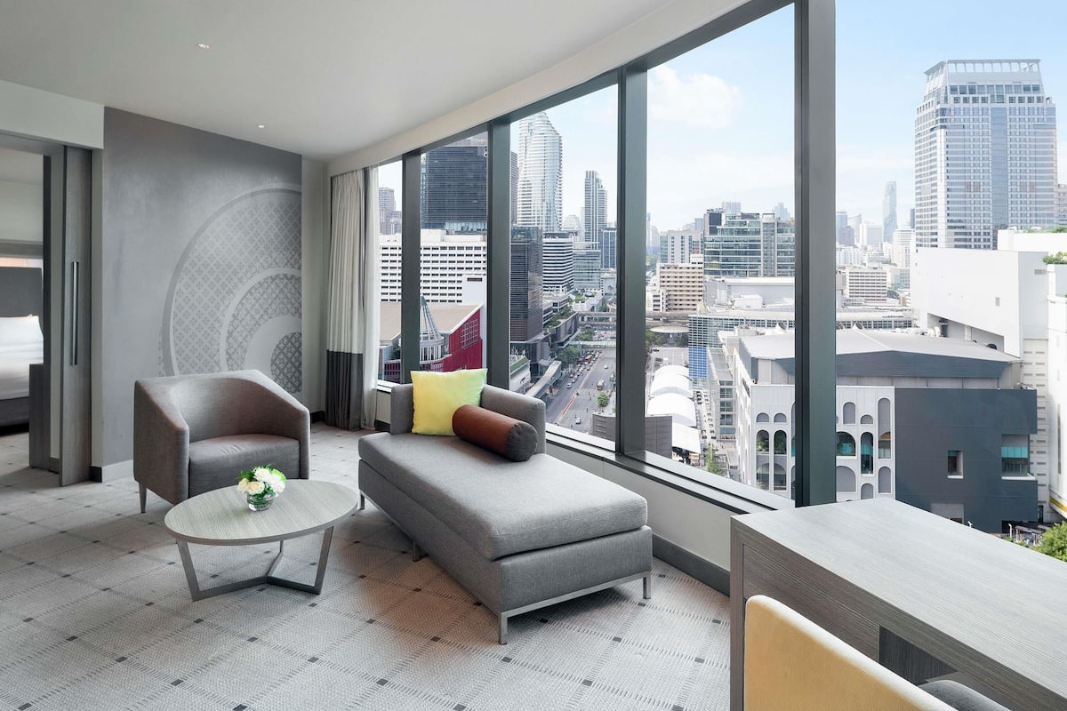 1 bedroom, in-room safe, desk, laptop workspace