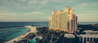 Arthur's Palace Off the Strip 12