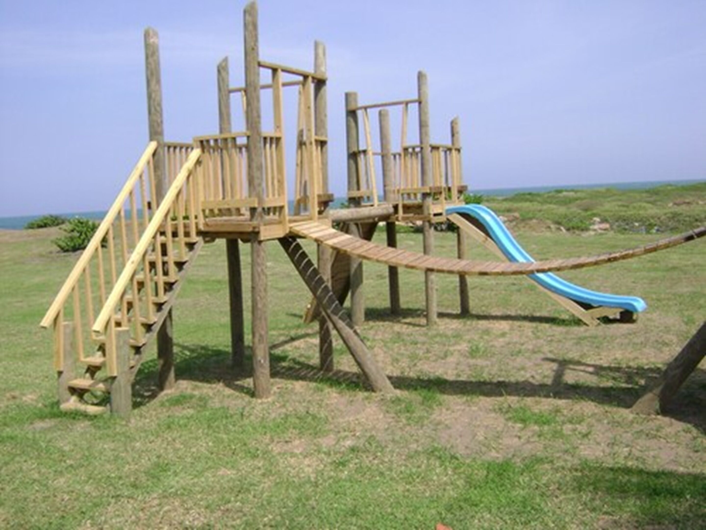 children’s play area – outdoor