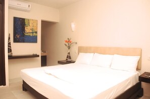 스탠다드 싱글룸, 킹사이즈침대 1개 | 오리/거위털 이불, 무료 WiFi