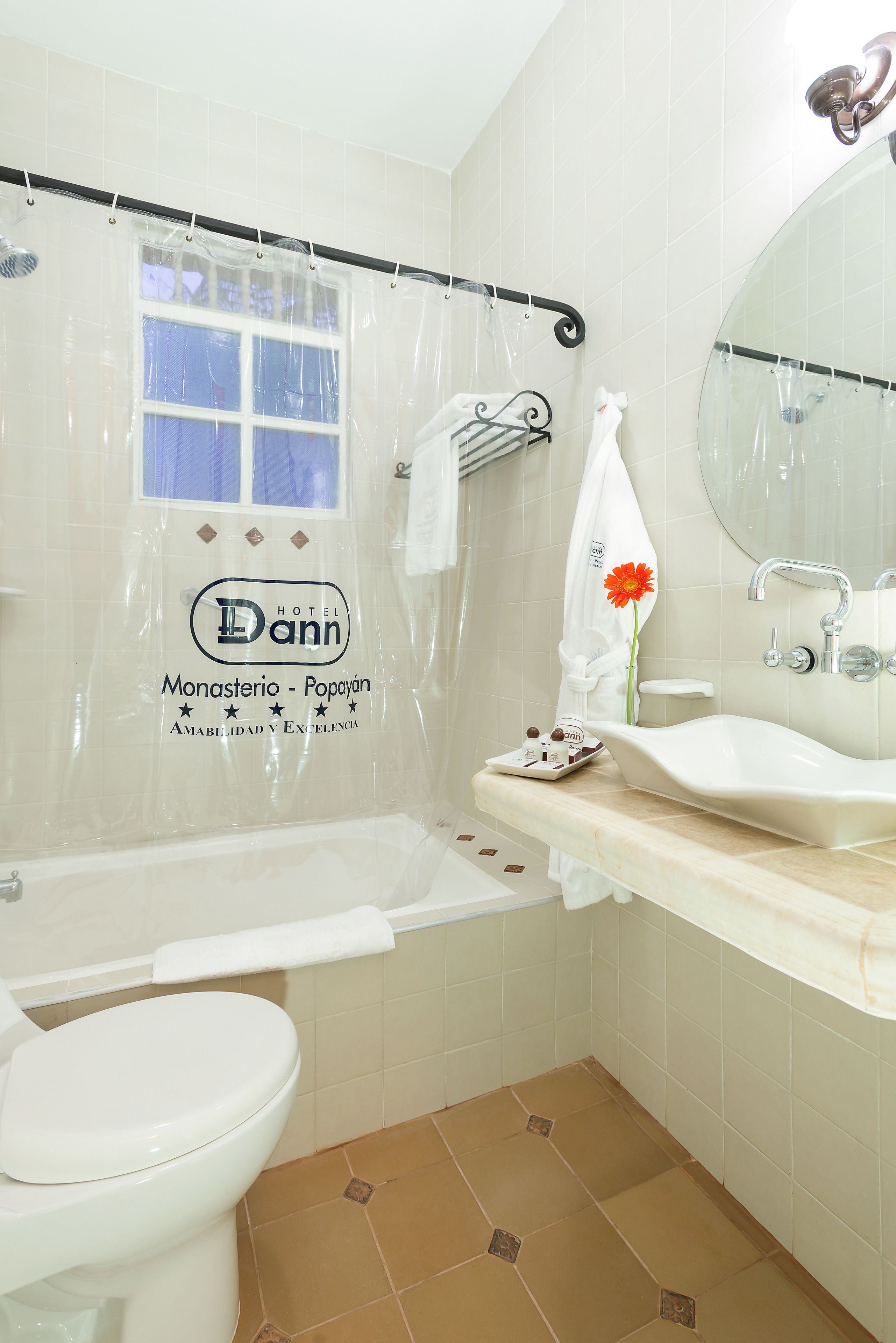 1 bedroom, premium bedding, minibar, in-room safe