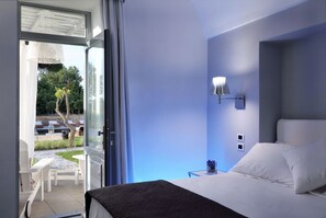意大利 Frette 床單、迷你吧、房內夾萬、獨特裝修