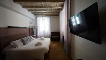 Bureau, chambres insonorisées, fer et planche à repasser, Wi-Fi gratuit