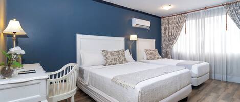 Double Room, 2 Single Beds