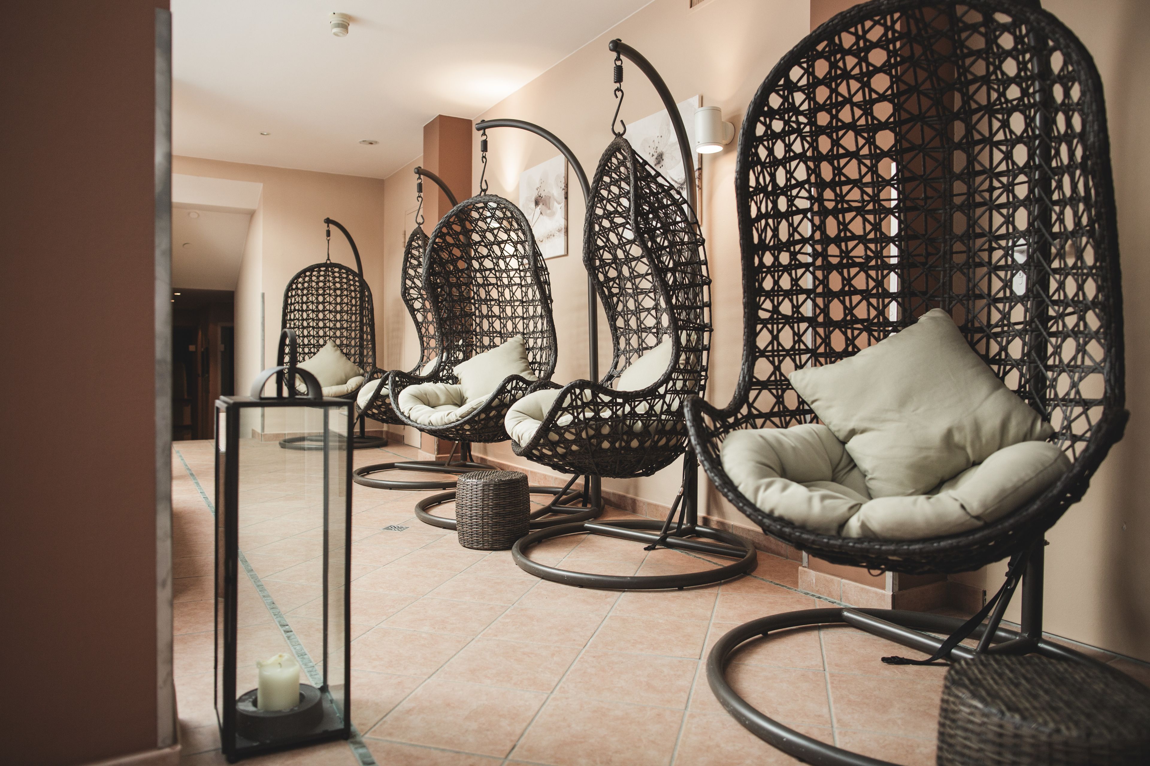 sauna, hot tub, turkish bath/hammam, body treatments, aromatherapy