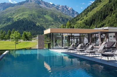 DAS VIER Sport,- und Wellnesshotel