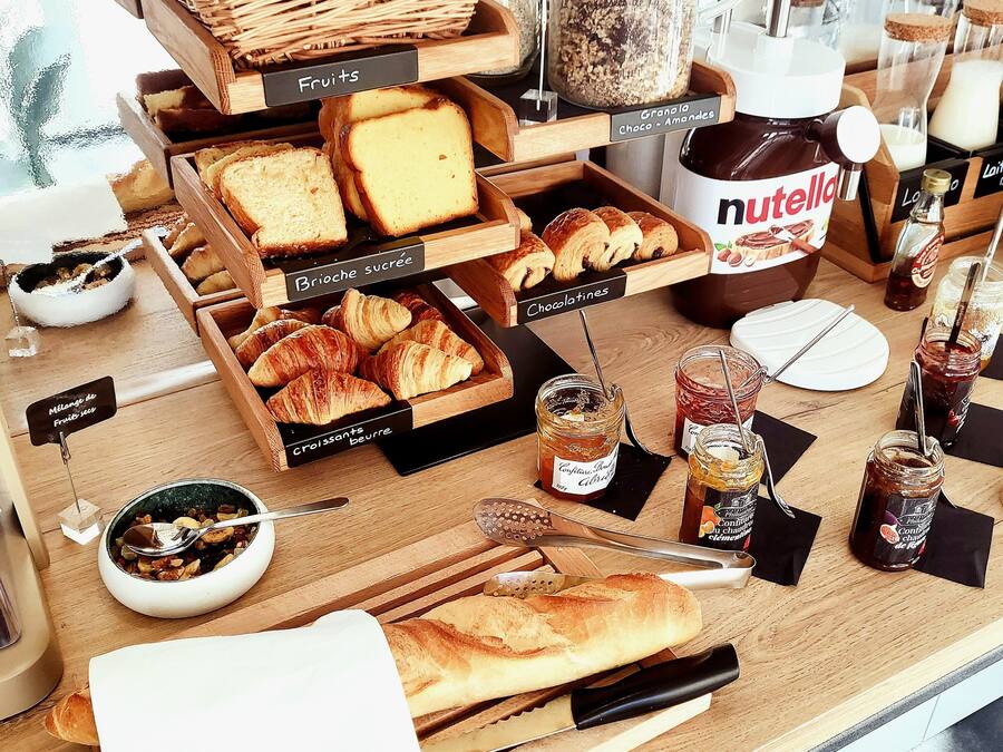 Dagelijks ontbijtbuffet (EUR 12 per persoon)