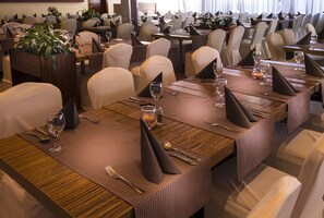 Petit déjeuner buffet compris tous les jours