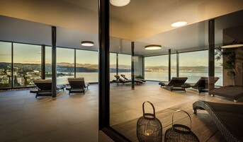 Salas de tratamientos para parejas, sauna, bañera de hidromasaje 