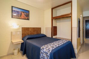 Standard Room, 1 Double Bed