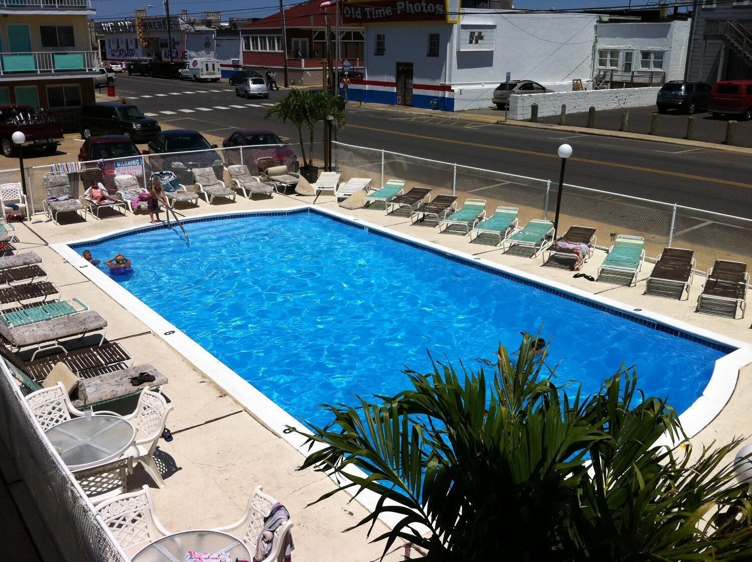 Seasonal outdoor pool