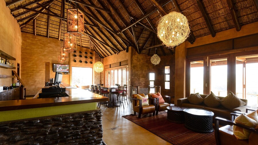 African Hills Safari Lodge & Spa