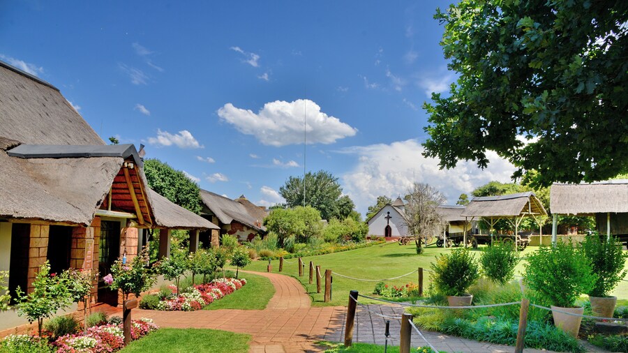 African Hills Safari Lodge & Spa