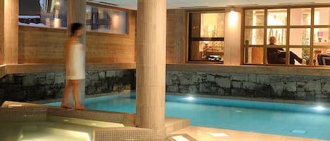 Indoor pool, outdoor pool