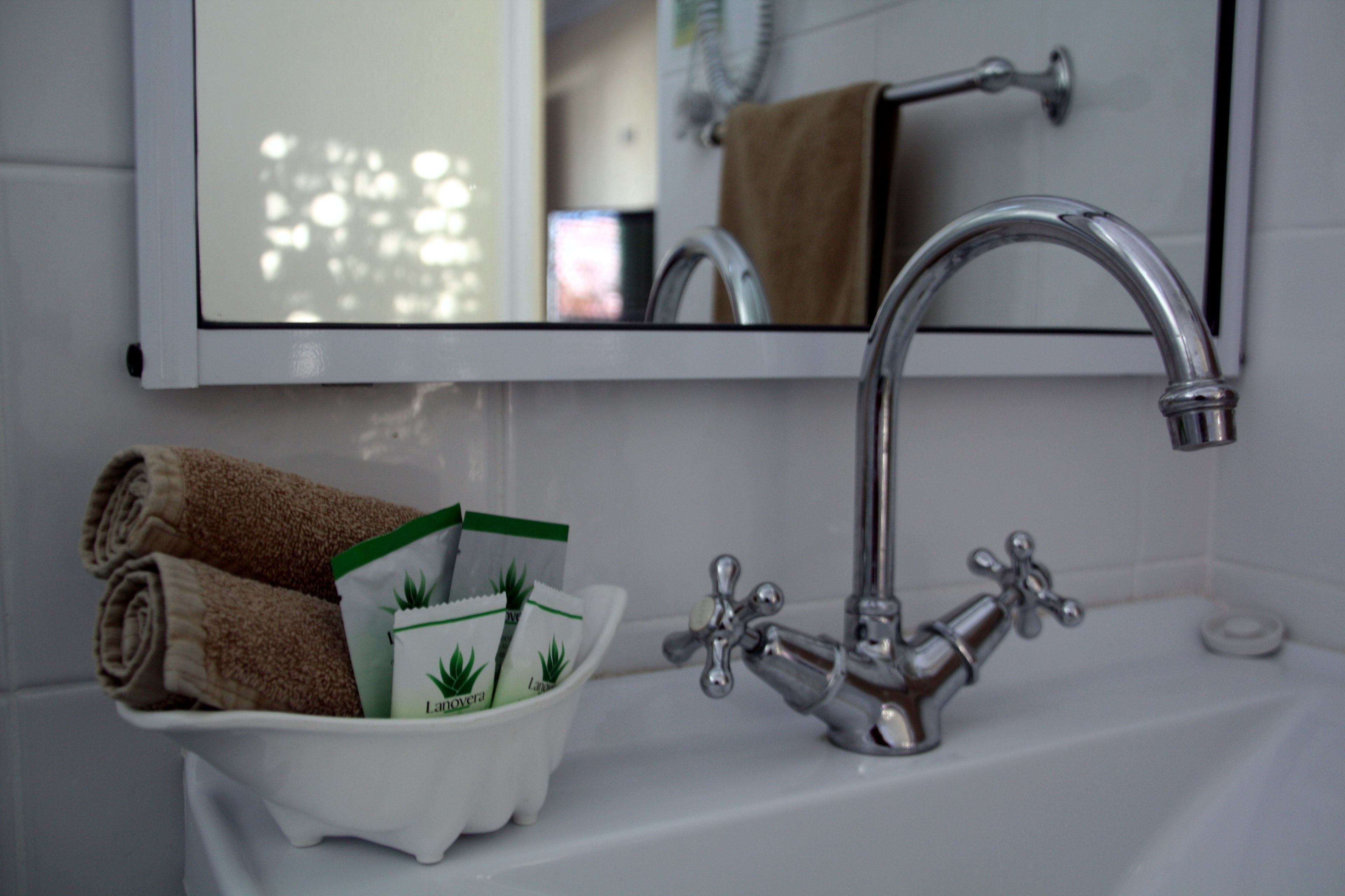 Bathroom amenities
