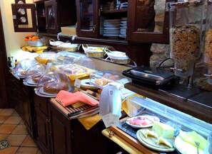 Dinner served - Il Castello (Petralia Sottana)
