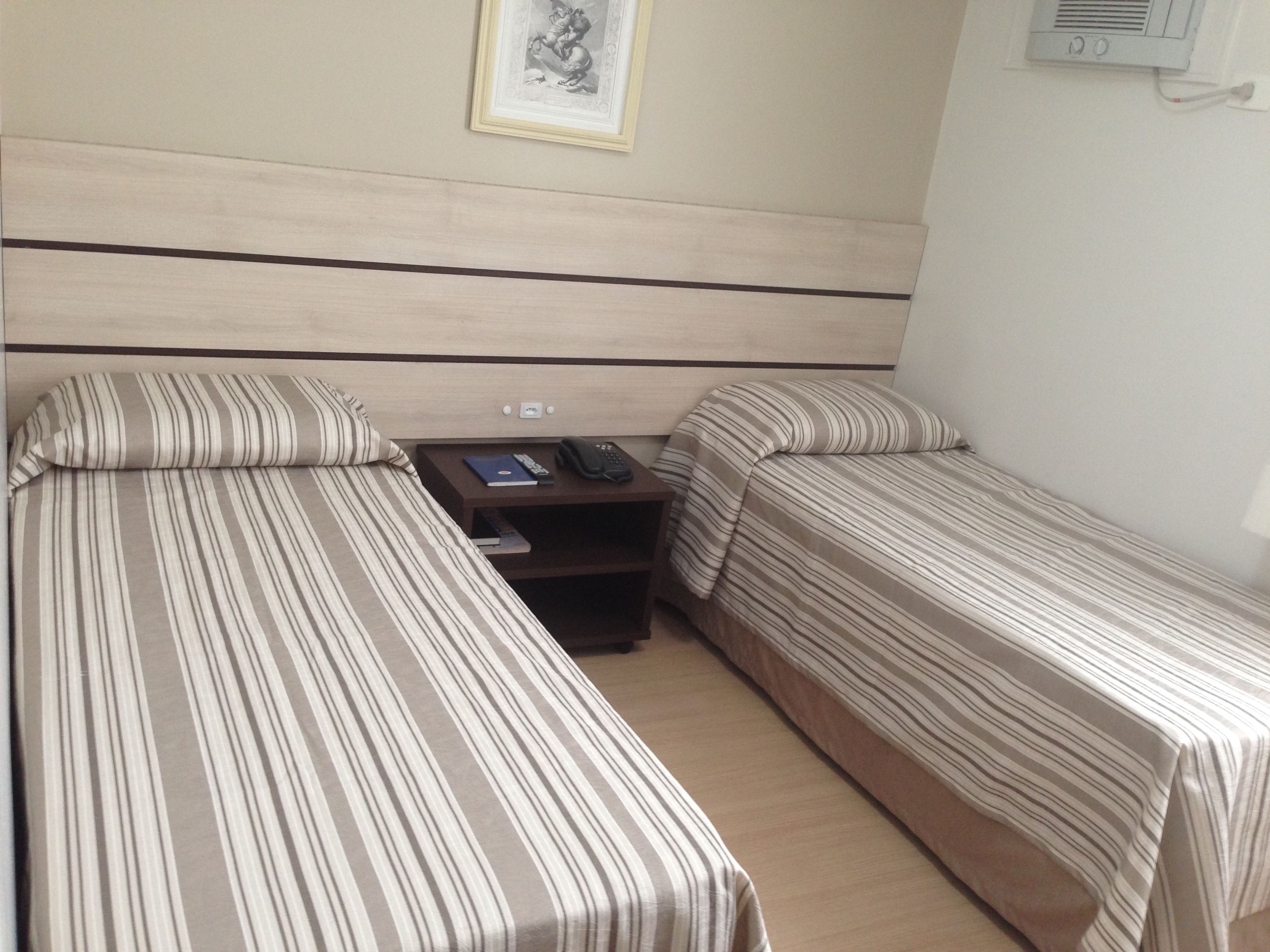 single room | desk, free wifi, bed sheets