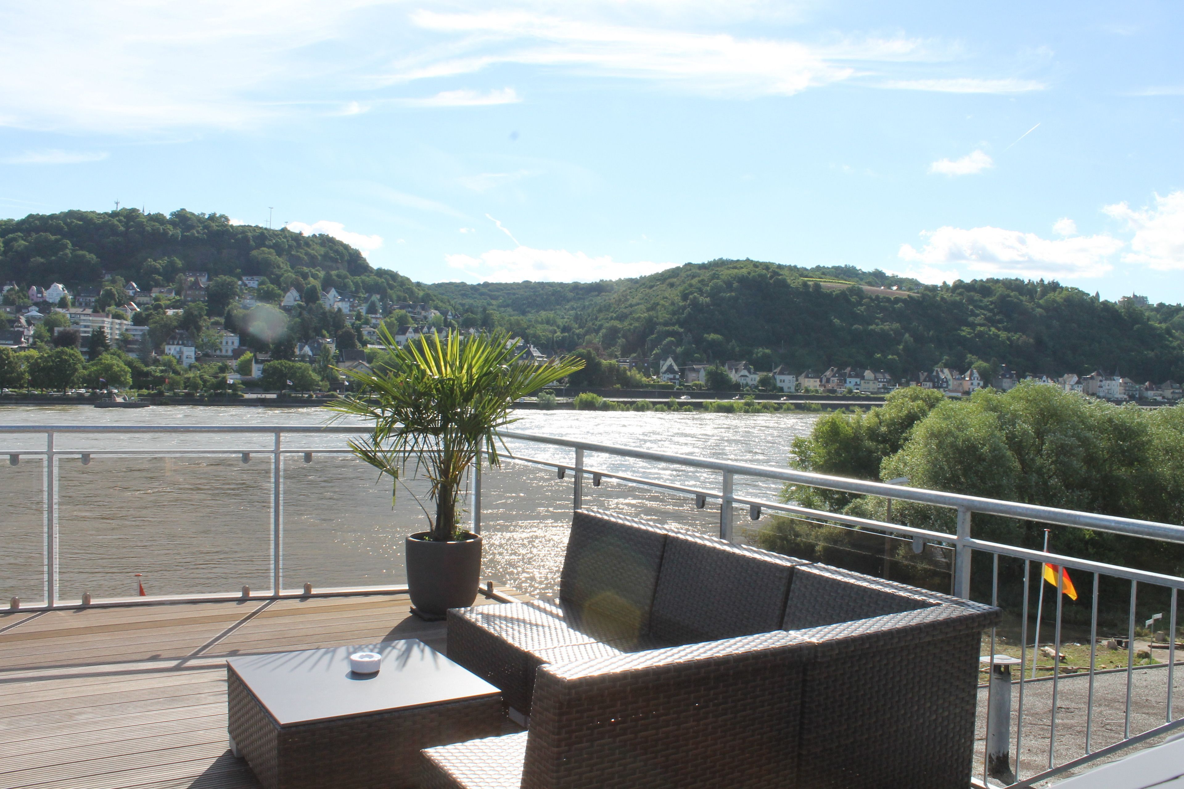 Comfort-Doppelzimmer, Flussblick (Roof Terrace) | Terrasse/Patio