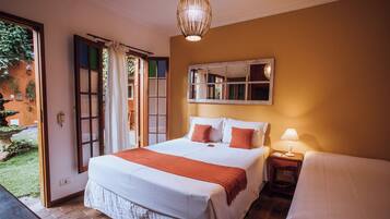 Quarto Luxo | Wi-Fi de cortesia, roupa de cama