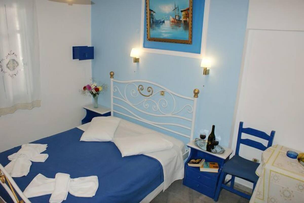 In-room safe, iron/ironing board, rollaway beds, free WiFi