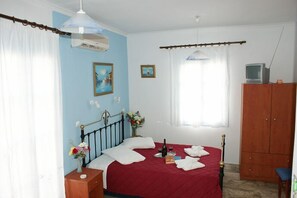 Economy-Studio | Zimmersafe, Bügeleisen/Bügelbrett, Zustellbetten, kostenloses WLAN