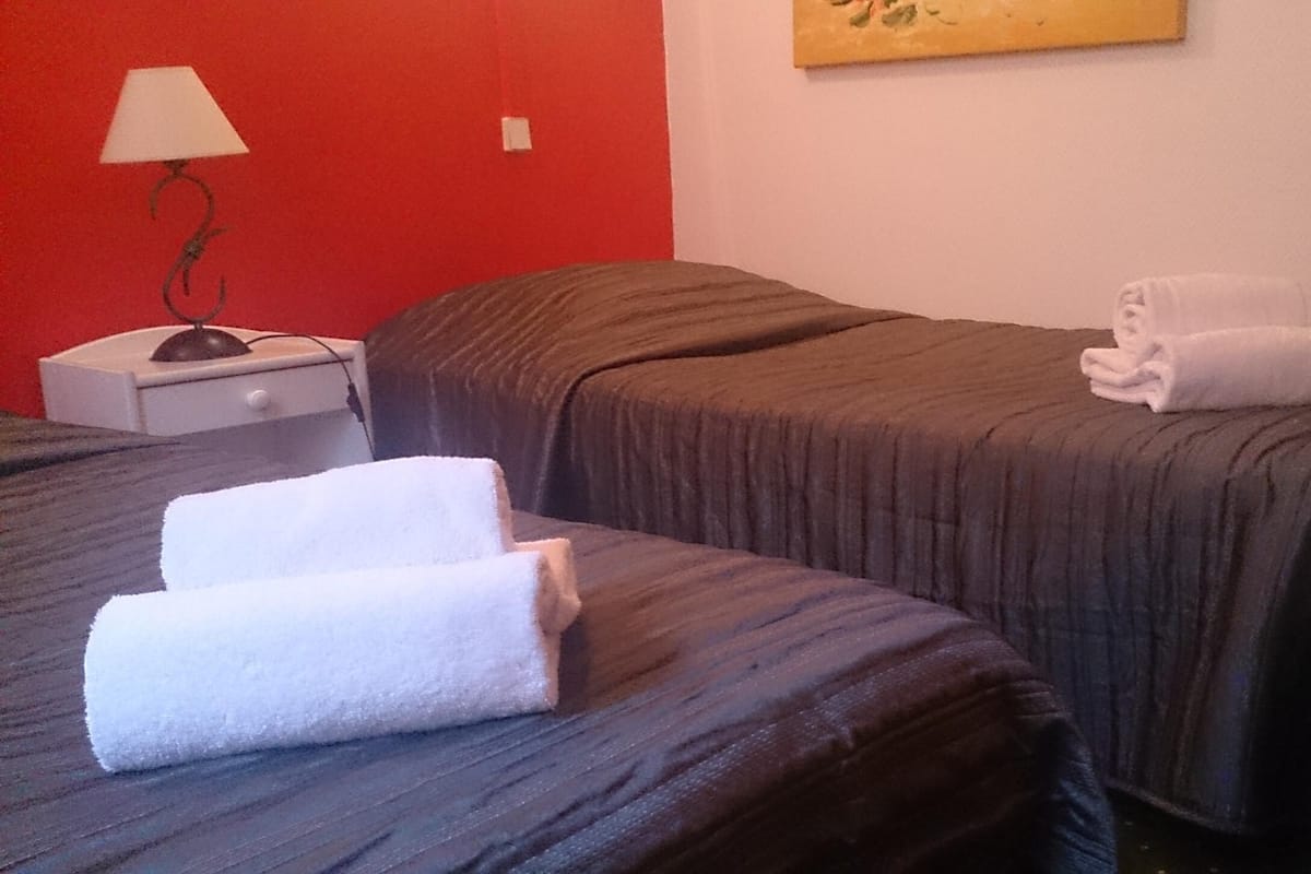 Standard Room, 2 Twin Beds | Desk, soundproofing, iron/ironing board (on request), cribs (free)