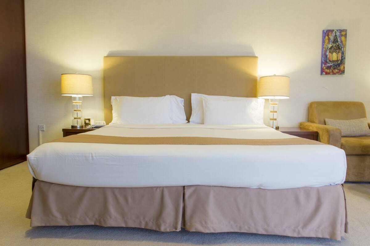 Classic Room, Sea View | Egyptian cotton sheets, down duvets, memory-foam beds, minibar