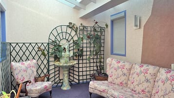 Standard Double Room | Terrace/patio