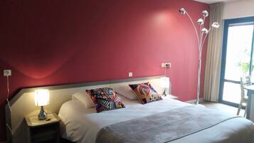 Chambre Double, vue jardin | Bureau, Wi-Fi gratuit