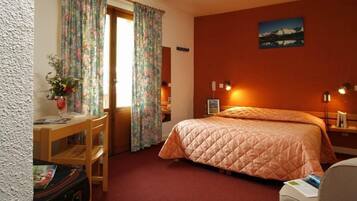 Desk, blackout drapes, soundproofing, free cribs/infant beds