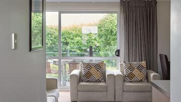 Perhehuone, 1 makuuhuone, puutarha-alue | Näkymä puutarhaan