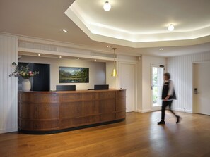 Reception - Suncourt Hotel & Conference Centre (Taupo)