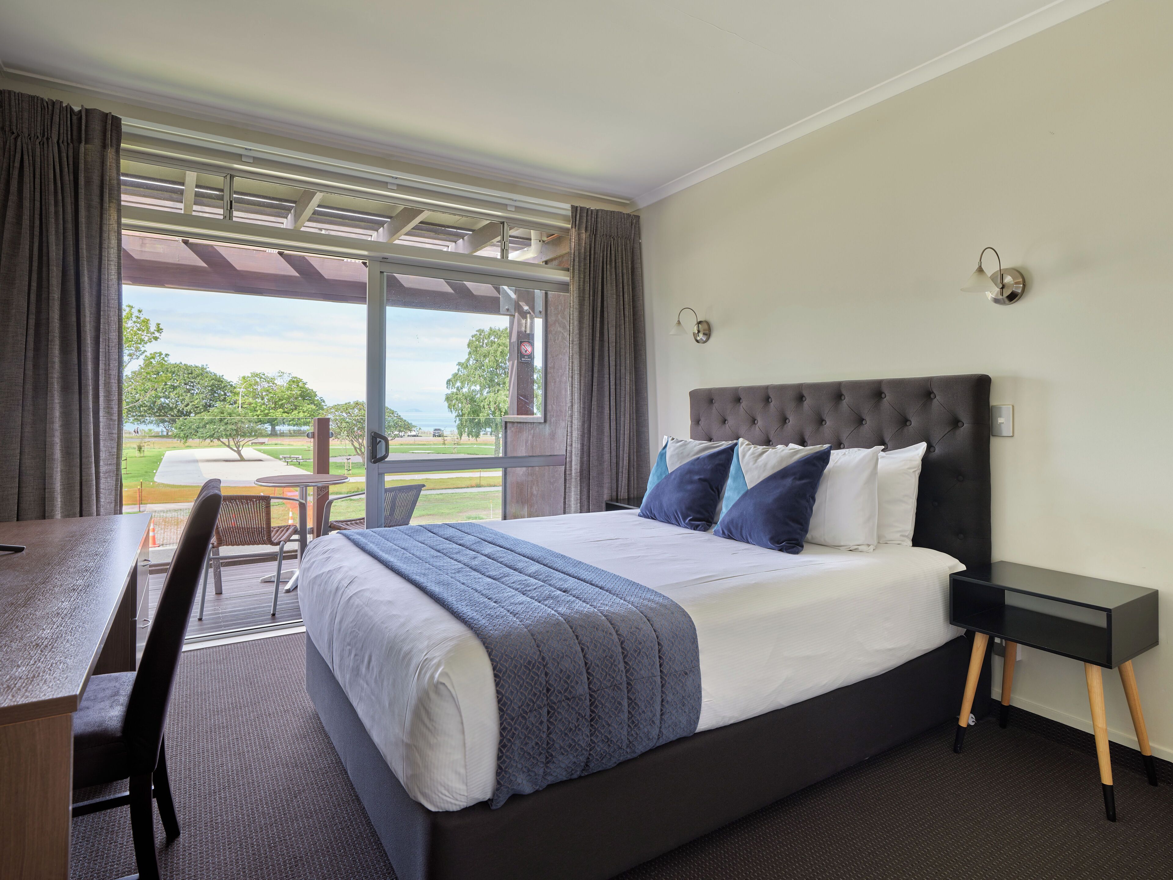 Premium Deluxe Lakeview Two Bedroom | Desk, blackout drapes, iron/ironing board, free WiFi