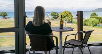 Suncourt Hotel & Conference Centre