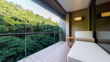 Habitación superior, 1 cama de matrimonio | Terraza o patio